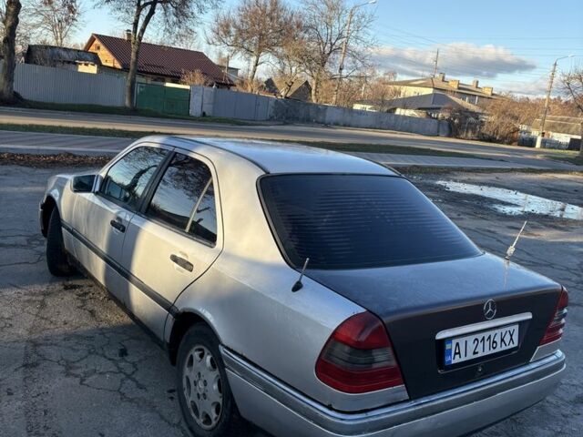 Сірий Мерседес Ц-Клас, об'ємом двигуна 2.2 л та пробігом 360 тис. км за 2500 $, фото 9 на Automoto.ua