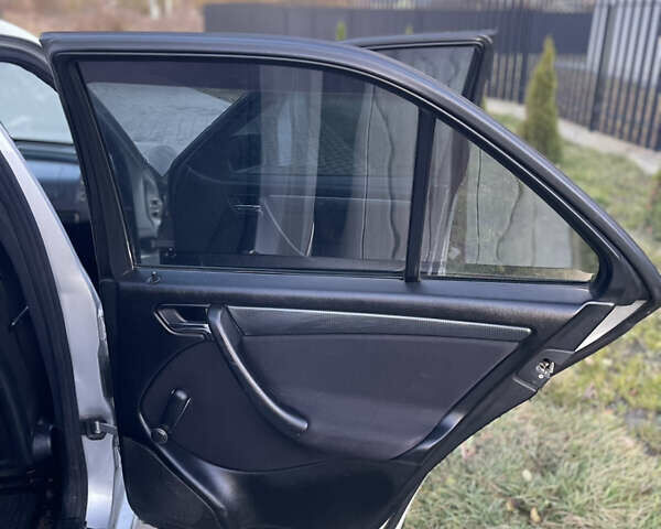 Сірий Мерседес Ц-Клас, об'ємом двигуна 2.8 л та пробігом 279 тис. км за 1999 $, фото 31 на Automoto.ua