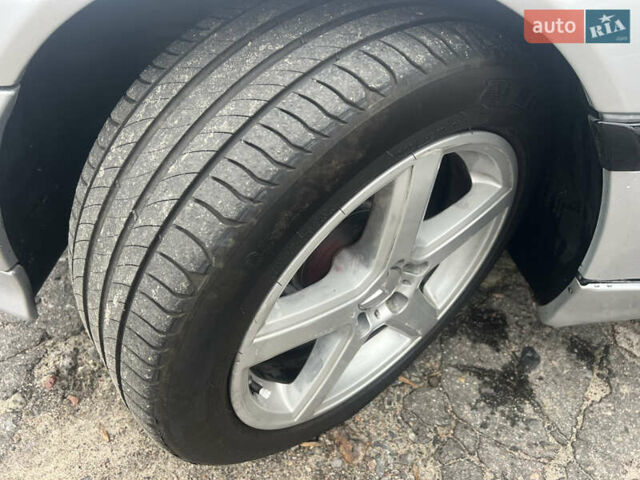 Серый Мерседес Ц-Класс, объемом двигателя 1.8 л и пробегом 296 тыс. км за 3500 $, фото 34 на Automoto.ua