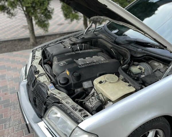Серый Мерседес Ц-Класс, объемом двигателя 4.3 л и пробегом 280 тыс. км за 5000 $, фото 21 на Automoto.ua