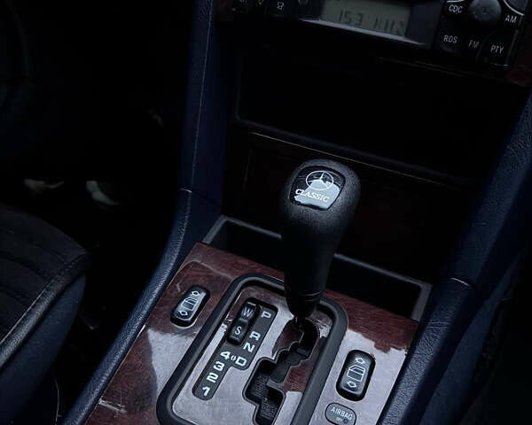 Сірий Мерседес Ц-Клас, об'ємом двигуна 2.2 л та пробігом 278 тис. км за 4800 $, фото 12 на Automoto.ua