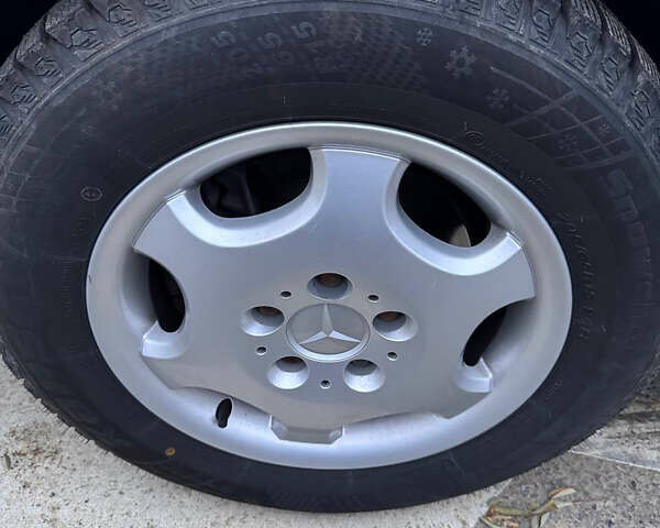 Сірий Мерседес Ц-Клас, об'ємом двигуна 2.2 л та пробігом 278 тис. км за 4800 $, фото 13 на Automoto.ua