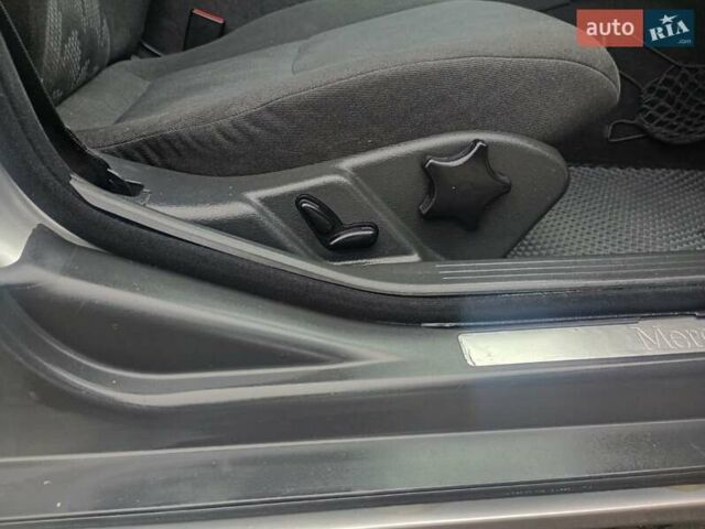 Сірий Мерседес Ц-Клас, об'ємом двигуна 1.8 л та пробігом 350 тис. км за 3999 $, фото 19 на Automoto.ua