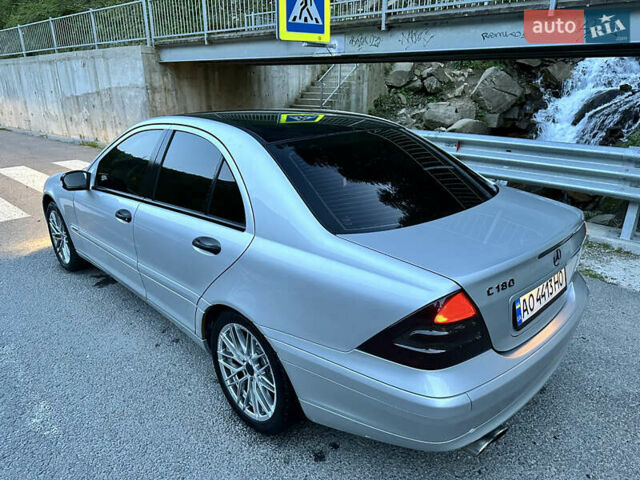 Сірий Мерседес Ц-Клас, об'ємом двигуна 2 л та пробігом 135 тис. км за 5700 $, фото 16 на Automoto.ua
