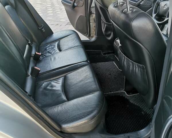 Сірий Мерседес Ц-Клас, об'ємом двигуна 2 л та пробігом 340 тис. км за 3700 $, фото 21 на Automoto.ua