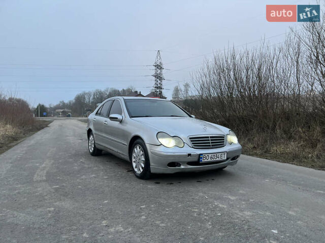 Сірий Мерседес Ц-Клас, об'ємом двигуна 2.2 л та пробігом 322 тис. км за 4390 $, фото 2 на Automoto.ua