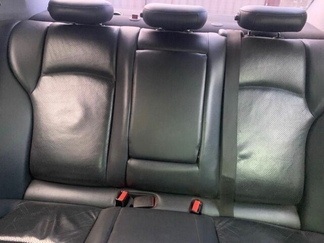 Сірий Мерседес Ц-Клас, об'ємом двигуна 2 л та пробігом 338 тис. км за 4100 $, фото 1 на Automoto.ua