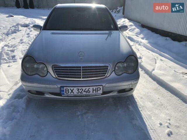 Сірий Мерседес Ц-Клас, об'ємом двигуна 2.6 л та пробігом 235 тис. км за 4900 $, фото 3 на Automoto.ua