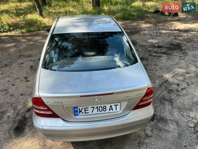 Сірий Мерседес Ц-Клас, об'ємом двигуна 2 л та пробігом 152 тис. км за 3600 $, фото 13 на Automoto.ua