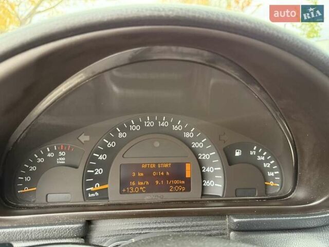 Серый Мерседес Ц-Класс, объемом двигателя 2.1 л и пробегом 319 тыс. км за 4500 $, фото 11 на Automoto.ua