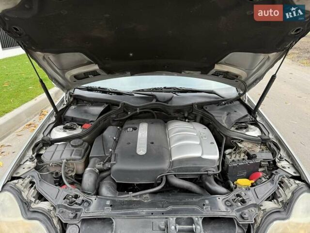 Серый Мерседес Ц-Класс, объемом двигателя 2.1 л и пробегом 319 тыс. км за 4500 $, фото 27 на Automoto.ua