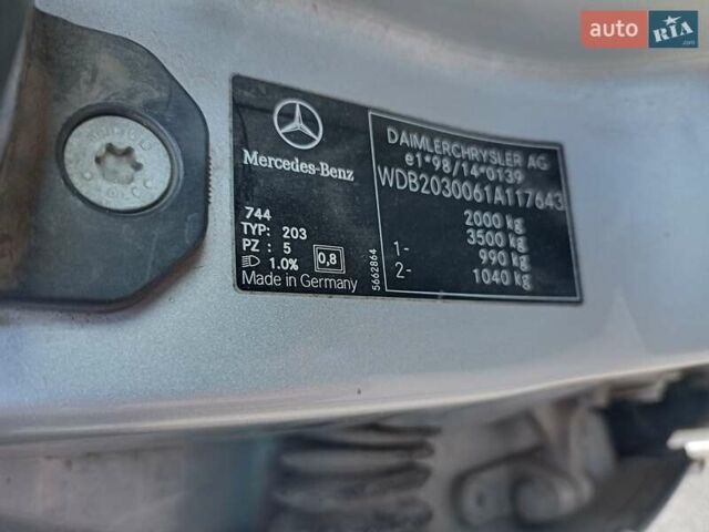 Серый Мерседес Ц-Класс, объемом двигателя 2.15 л и пробегом 402 тыс. км за 5100 $, фото 16 на Automoto.ua