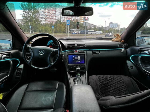 Сірий Мерседес Ц-Клас, об'ємом двигуна 2.69 л та пробігом 282 тис. км за 5700 $, фото 9 на Automoto.ua