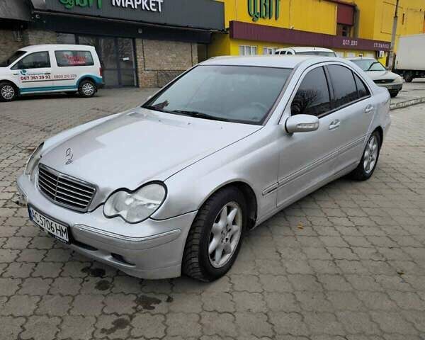 Сірий Мерседес Ц-Клас, об'ємом двигуна 2.69 л та пробігом 300 тис. км за 4000 $, фото 8 на Automoto.ua