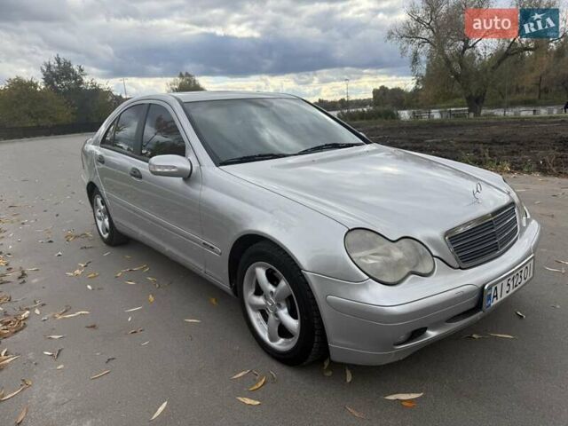 Серый Мерседес Ц-Класс, объемом двигателя 2.1 л и пробегом 319 тыс. км за 4500 $, фото 7 на Automoto.ua