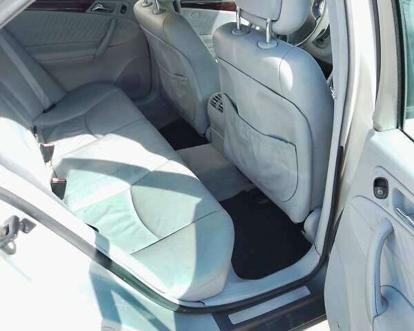 Серый Мерседес Ц-Класс, объемом двигателя 2.7 л и пробегом 163 тыс. км за 3200 $, фото 6 на Automoto.ua