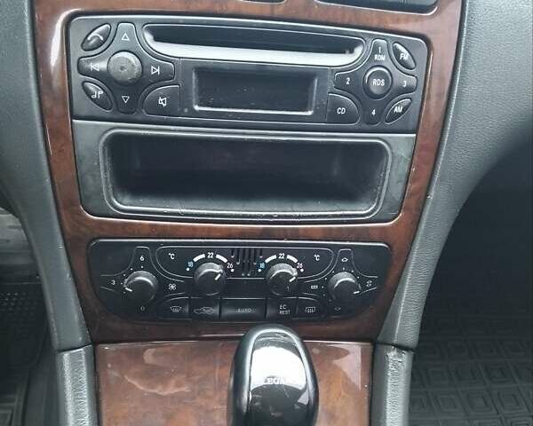 Сірий Мерседес Ц-Клас, об'ємом двигуна 2 л та пробігом 345 тис. км за 4800 $, фото 20 на Automoto.ua