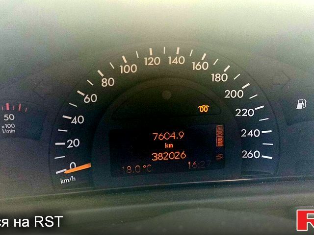 Сірий Мерседес Ц-Клас, об'ємом двигуна 2.1 л та пробігом 385 тис. км за 4000 $, фото 2 на Automoto.ua