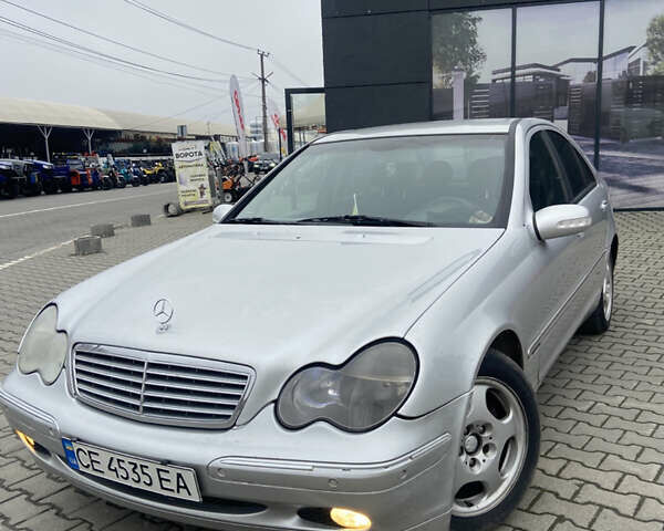 Серый Мерседес Ц-Класс, объемом двигателя 2.2 л и пробегом 529 тыс. км за 4500 $, фото 8 на Automoto.ua