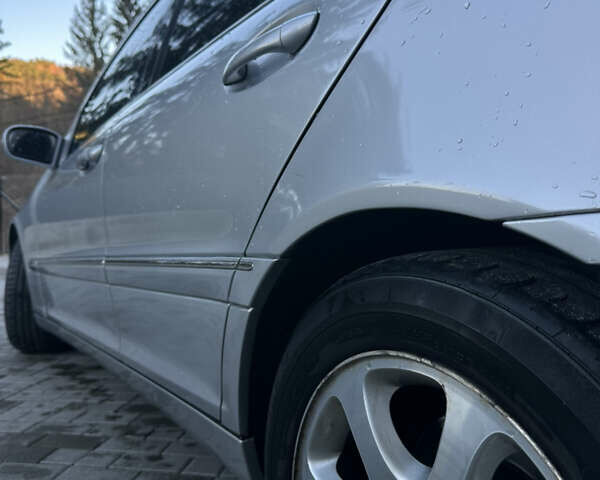 Сірий Мерседес Ц-Клас, об'ємом двигуна 2.69 л та пробігом 296 тис. км за 4200 $, фото 14 на Automoto.ua