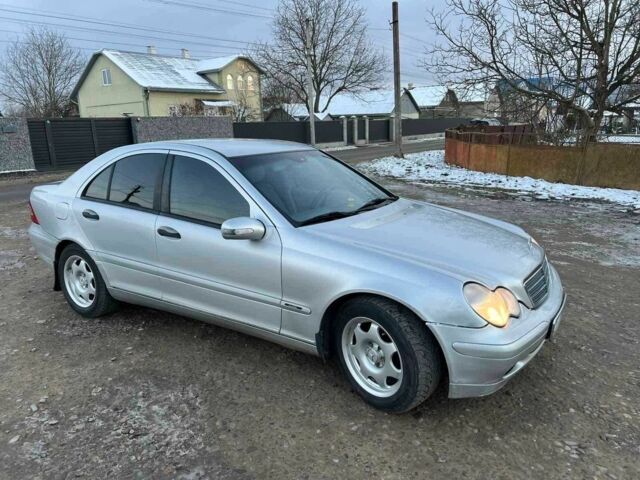 Сірий Мерседес Ц-Клас, об'ємом двигуна 2.2 л та пробігом 355 тис. км за 5224 $, фото 3 на Automoto.ua