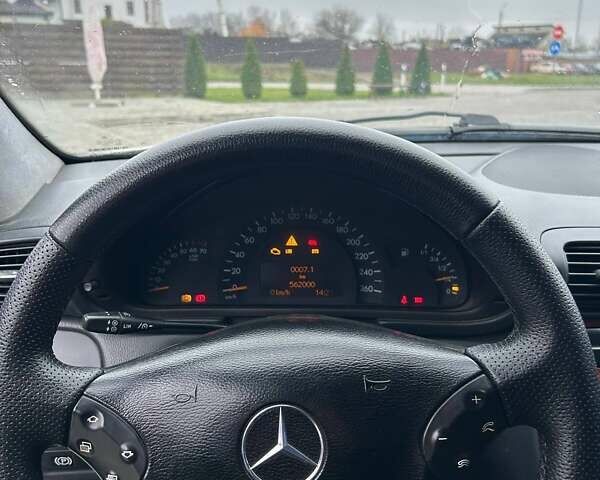 Серый Мерседес Ц-Класс, объемом двигателя 1.8 л и пробегом 325 тыс. км за 4400 $, фото 9 на Automoto.ua