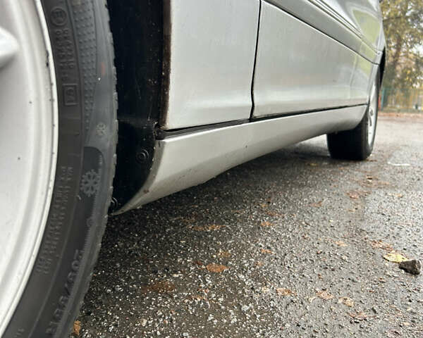 Сірий Мерседес Ц-Клас, об'ємом двигуна 2 л та пробігом 260 тис. км за 4550 $, фото 14 на Automoto.ua