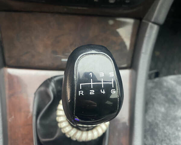 Серый Мерседес Ц-Класс, объемом двигателя 2.2 л и пробегом 340 тыс. км за 4200 $, фото 12 на Automoto.ua