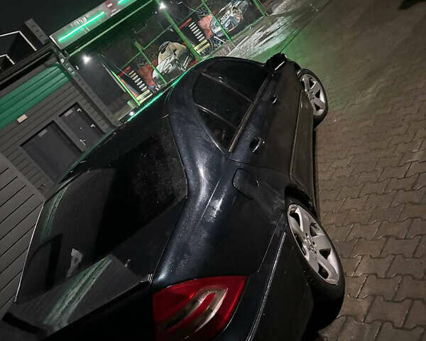 Сірий Мерседес Ц-Клас, об'ємом двигуна 2 л та пробігом 200 тис. км за 3999 $, фото 5 на Automoto.ua