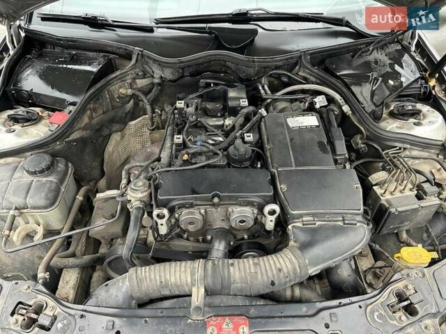 Серый Мерседес Ц-Класс, объемом двигателя 1.8 л и пробегом 325 тыс. км за 4400 $, фото 3 на Automoto.ua