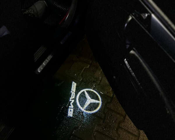 Сірий Мерседес Ц-Клас, об'ємом двигуна 2 л та пробігом 200 тис. км за 3999 $, фото 7 на Automoto.ua