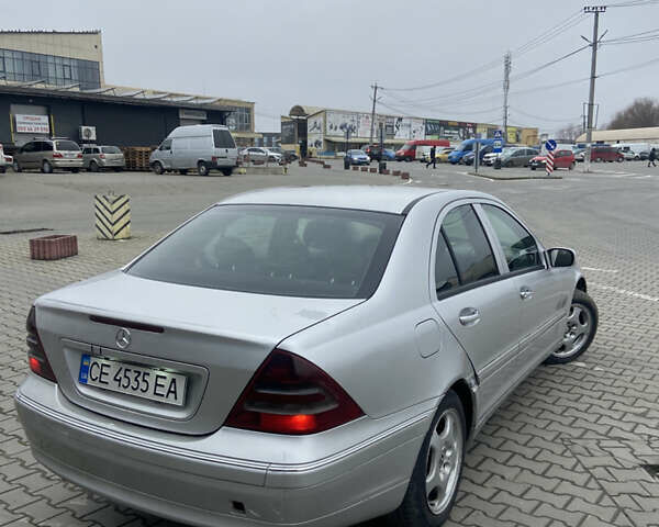 Серый Мерседес Ц-Класс, объемом двигателя 2.2 л и пробегом 529 тыс. км за 4500 $, фото 5 на Automoto.ua