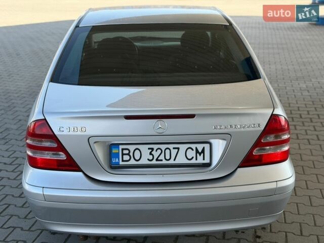 Сірий Мерседес Ц-Клас, об'ємом двигуна 1.8 л та пробігом 283 тис. км за 4550 $, фото 3 на Automoto.ua