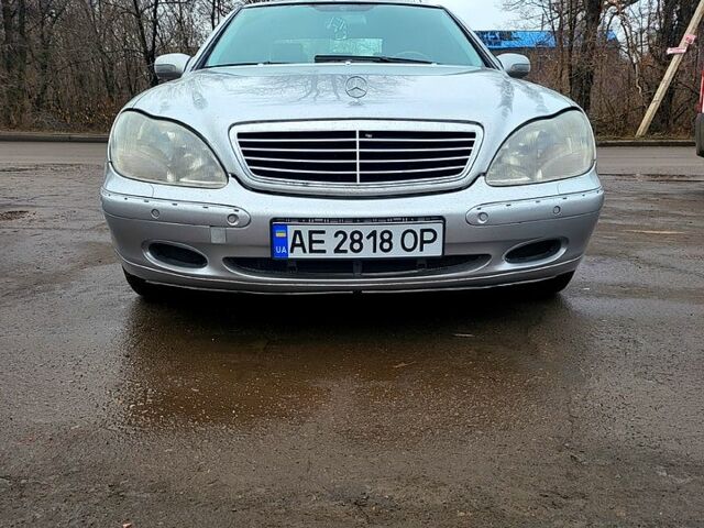 Сірий Мерседес Ц-Клас, об'ємом двигуна 3.2 л та пробігом 0 тис. км за 6500 $, фото 2 на Automoto.ua