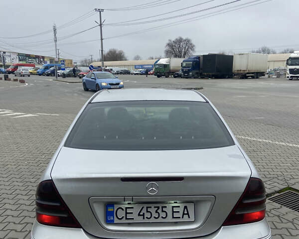 Серый Мерседес Ц-Класс, объемом двигателя 2.2 л и пробегом 529 тыс. км за 4500 $, фото 6 на Automoto.ua