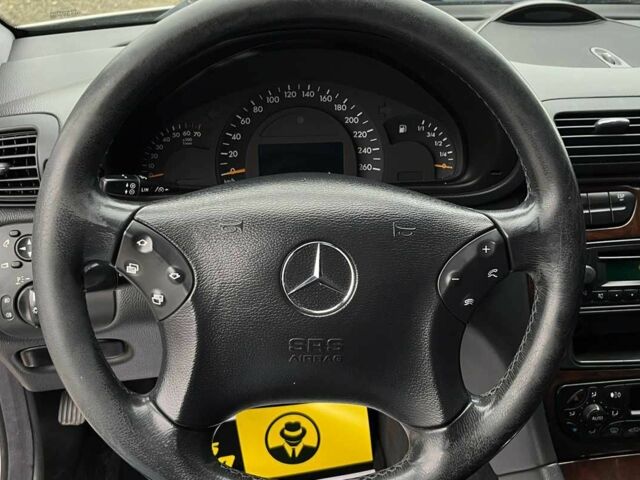 Сірий Мерседес Ц-Клас, об'ємом двигуна 1.8 л та пробігом 250 тис. км за 6990 $, фото 11 на Automoto.ua