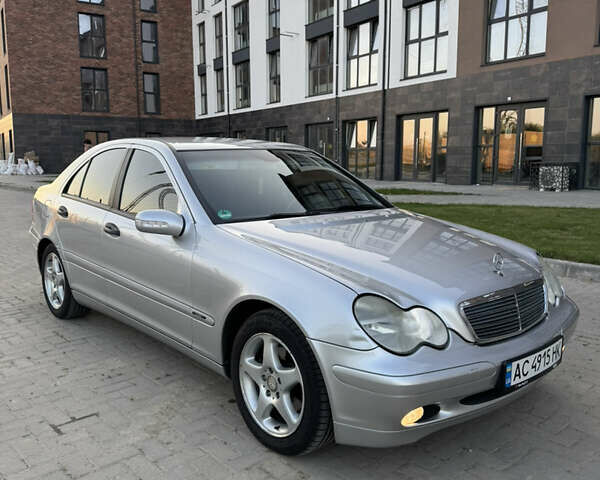 Сірий Мерседес Ц-Клас, об'ємом двигуна 1.8 л та пробігом 289 тис. км за 5500 $, фото 15 на Automoto.ua