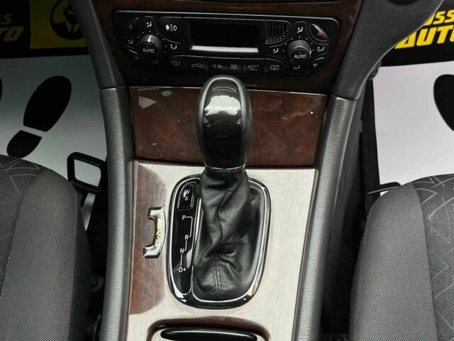 Сірий Мерседес Ц-Клас, об'ємом двигуна 1.8 л та пробігом 250 тис. км за 6990 $, фото 14 на Automoto.ua