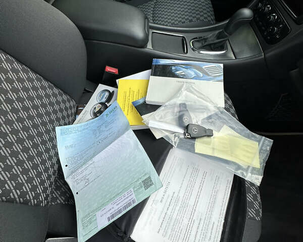 Сірий Мерседес Ц-Клас, об'ємом двигуна 1.8 л та пробігом 141 тис. км за 7600 $, фото 33 на Automoto.ua