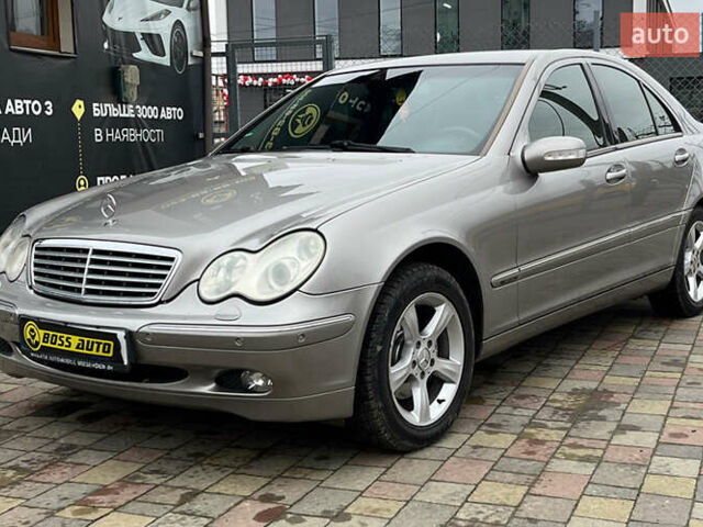 Серый Мерседес Ц-Класс, объемом двигателя 1.8 л и пробегом 250 тыс. км за 6990 $, фото 2 на Automoto.ua