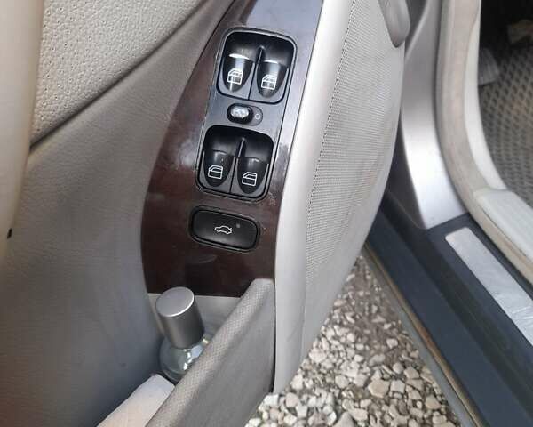 Сірий Мерседес Ц-Клас, об'ємом двигуна 2.15 л та пробігом 390 тис. км за 3496 $, фото 22 на Automoto.ua