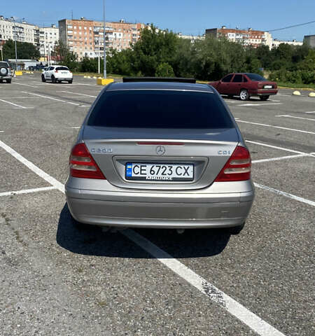 Сірий Мерседес Ц-Клас, об'ємом двигуна 2.15 л та пробігом 338 тис. км за 5500 $, фото 3 на Automoto.ua