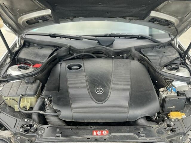 Серый Мерседес Ц-Класс, объемом двигателя 2.2 л и пробегом 337 тыс. км за 4700 $, фото 6 на Automoto.ua