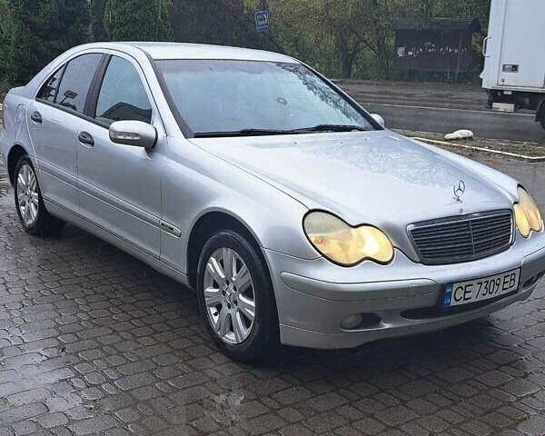 Серый Мерседес Ц-Класс, объемом двигателя 2.2 л и пробегом 340 тыс. км за 4600 $, фото 1 на Automoto.ua