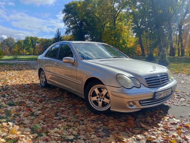 Сірий Мерседес Ц-Клас, об'ємом двигуна 1.8 л та пробігом 298 тис. км за 3300 $, фото 1 на Automoto.ua