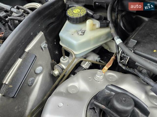 Серый Мерседес Ц-Класс, объемом двигателя 1.8 л и пробегом 176 тыс. км за 7500 $, фото 202 на Automoto.ua