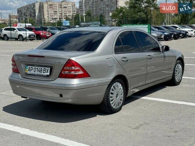 Сірий Мерседес Ц-Клас, об'ємом двигуна 2.6 л та пробігом 207 тис. км за 5999 $, фото 5 на Automoto.ua