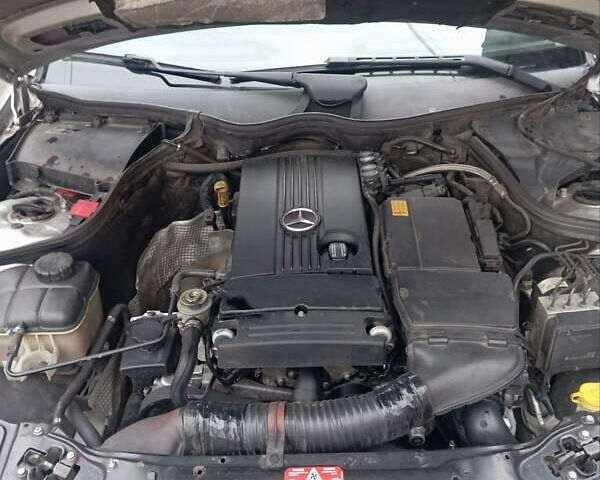 Серый Мерседес Ц-Класс, объемом двигателя 1.8 л и пробегом 245 тыс. км за 5200 $, фото 5 на Automoto.ua