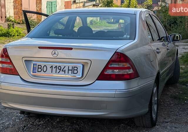 Сірий Мерседес Ц-Клас, об'ємом двигуна 1.8 л та пробігом 239 тис. км за 5900 $, фото 9 на Automoto.ua