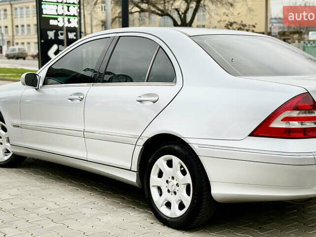 Сірий Мерседес Ц-Клас, об'ємом двигуна 1.8 л та пробігом 225 тис. км за 6700 $, фото 18 на Automoto.ua